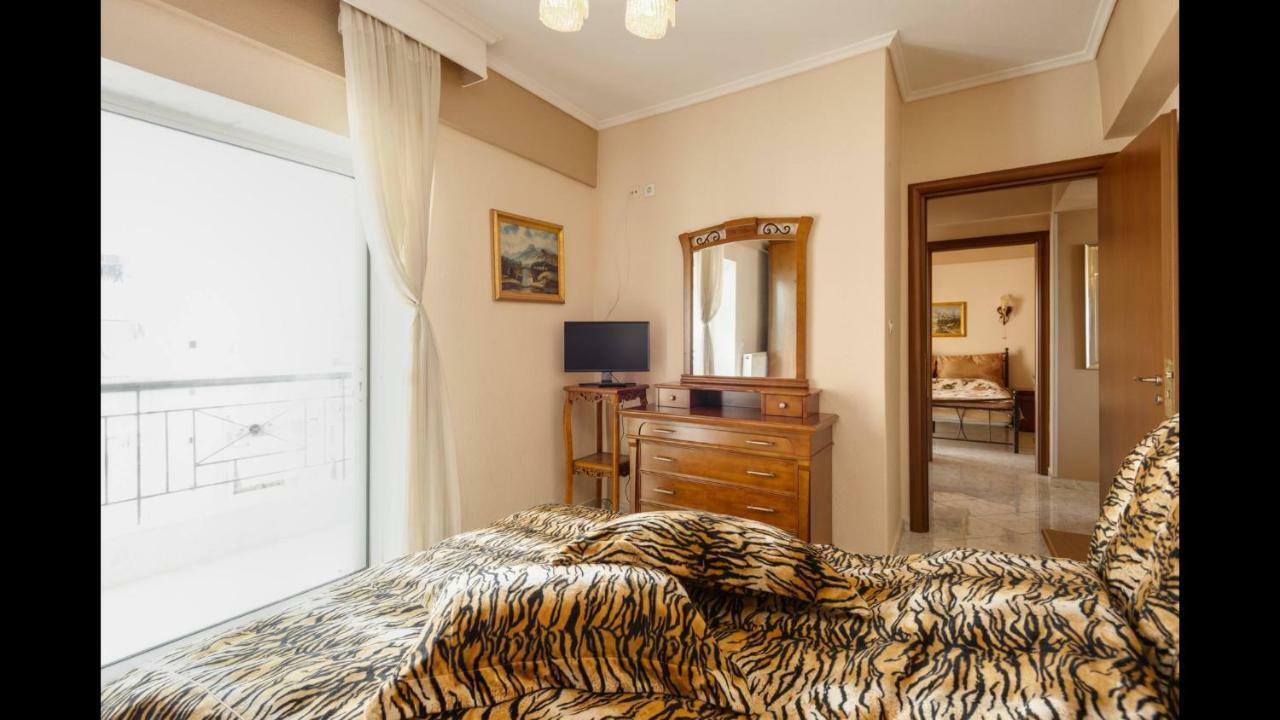 Third Floor Lux Apartment With Nice View Thessaloniki Exterior foto